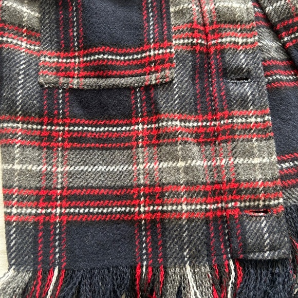 Freshman 1996 Plaid Fringe Shacket – Oversized Cozy Jacket – Fall/Winter Trend - Picture 3 of 3